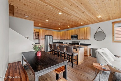 Fully furnished home at Schweitzer Mountain Resort! This 3 - photo 10