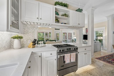 Quiet Backyard! Golf Cart! New Roof! We invite you to live and - photo 19
