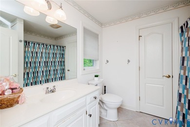 Welcome to this exquisite property located in the desirable - photo 26