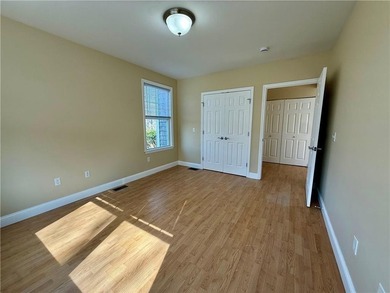 Welcome to this beautifully appointed end-unit two bedroom, two - photo 27