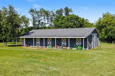 Experience the perfect blend of country charm and natural beauty - photo 29