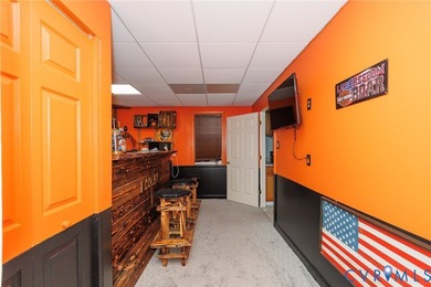 Welcome to this exquisite property located in the desirable - photo 38