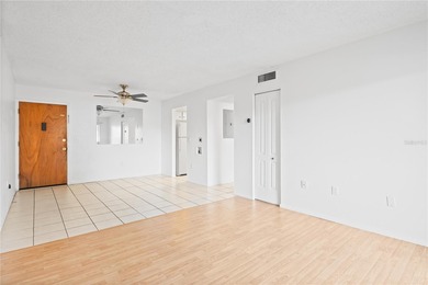 Under contract-accepting backup offers. Virtually Staged. Lake - photo 4