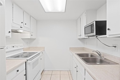 Under contract-accepting backup offers. Virtually Staged. Lake - photo 5