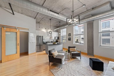 Move-in ready 918 Loft with two parking spaces: one garage, one - photo 2