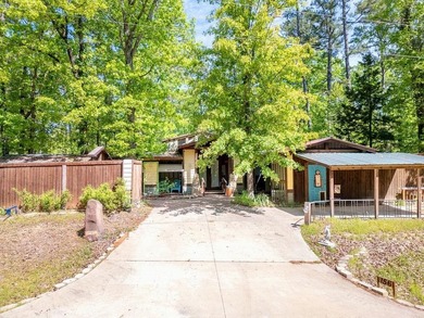 Hidden Gem Near the Water - Unique Artist-Inspired Retreat! - photo 1