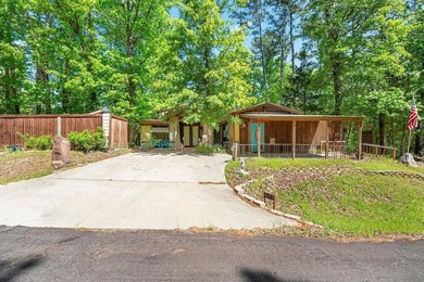 Hidden Gem Near the Water - Unique Artist-Inspired Retreat! - photo 7
