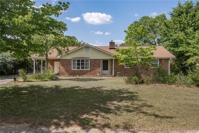 (private lake, pond, coastal) Home For Sale in Fayetteville North Carolina