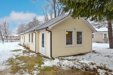 Lake Home For Sale in Delavan, Wisconsin