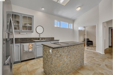 Welcome to 1952 Cherry Hills Dr., an updated 2-bedroom - photo 11