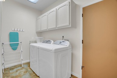 Welcome to 1952 Cherry Hills Dr., an updated 2-bedroom - photo 19
