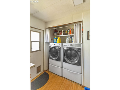 Huge price drop! Home sold as is and in need of some repairs - photo 21