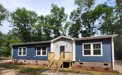 Lake Marion Home Sale Pending in Manning South Carolina