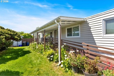 Huge price drop! Home sold as is and in need of some repairs - photo 45