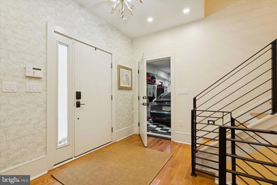This home is set squarely between Passyunk Square and Queen - photo 9