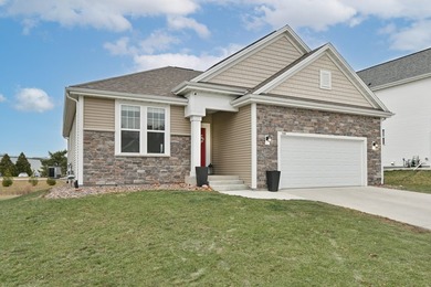 Welcome to this beautifully crafted 3-BD, 3-BA ranch, designed - photo 3