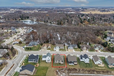 Welcome to this beautifully crafted 3-BD, 3-BA ranch, designed - photo 4