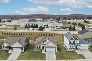 Welcome to this beautifully crafted 3-BD, 3-BA ranch, designed - photo 5