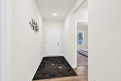 Welcome to this beautifully crafted 3-BD, 3-BA ranch, designed - photo 6