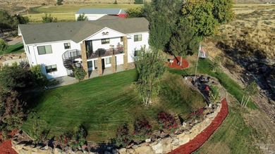 (private lake, pond, creek) Home For Sale in Parma Idaho