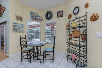 WELL APPOINTED AND BEAUTIFULLY MAINTAINED 3/2/2 POOL HOME on .32 - photo 12