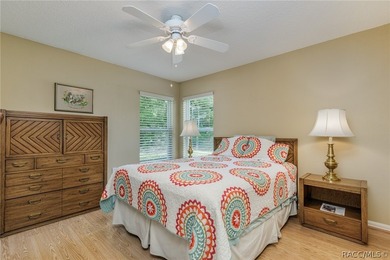 WELL APPOINTED AND BEAUTIFULLY MAINTAINED 3/2/2 POOL HOME on .32 - photo 24