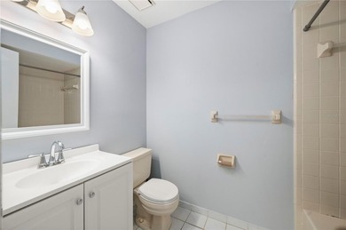 Waterfront Condo located in Punta Gorda Isles, this rare find - photo 33