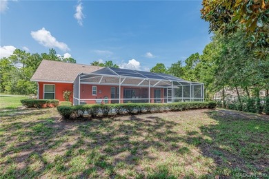 WELL APPOINTED AND BEAUTIFULLY MAINTAINED 3/2/2 POOL HOME on .32 - photo 38