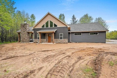 Lake Home For Sale in Crivitz, Wisconsin