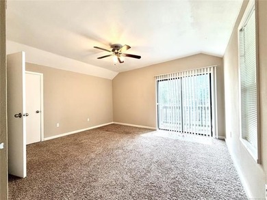 Welcome to this beautifully updated 4 bedroom, 3 bath - photo 12