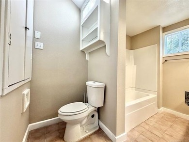 Welcome to this beautifully updated 4 bedroom, 3 bath - photo 13