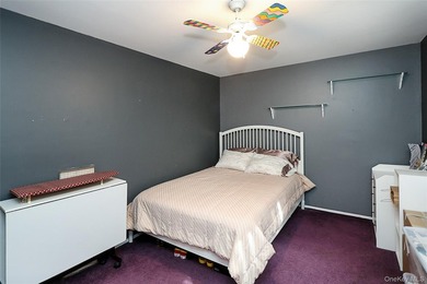 Welcome to this warm and inviting Colonial in the heart of Bay - photo 25
