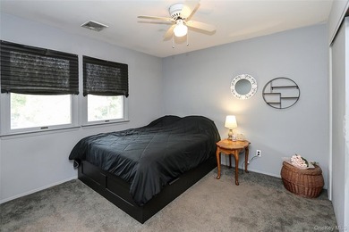 Welcome to this warm and inviting Colonial in the heart of Bay - photo 26