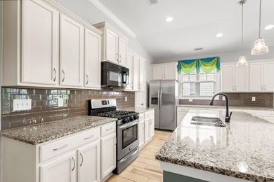 Welcome home to this beautifully maintained 3-bedroom, 2-bath - photo 14