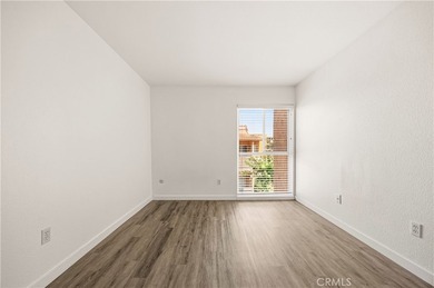 Move-in ready and beautifully updated 2-bedroom, 2-bath condo - photo 14