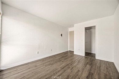 Move-in ready and beautifully updated 2-bedroom, 2-bath condo - photo 17