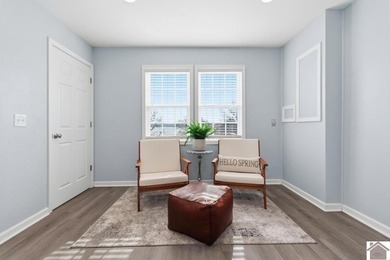 Looking for a lake house getaway? This newly renovated home has - photo 17