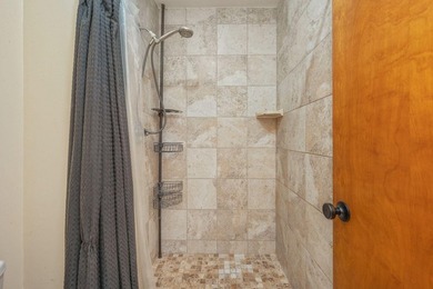 Move-in ready and even better--seller to install new siding & a - photo 20