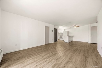 Move-in ready and beautifully updated 2-bedroom, 2-bath condo - photo 22