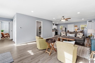 Looking for a lake house getaway? This newly renovated home has - photo 23