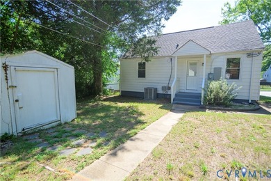 Welcome to this move-in ready home just blocks from Maymont, the - photo 28