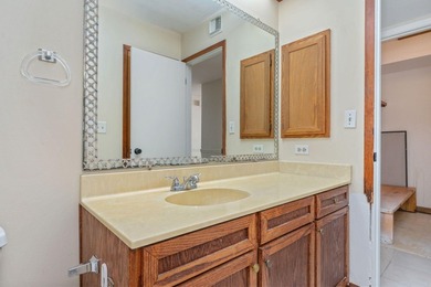 Move-in ready and even better--seller to install new siding & a - photo 28