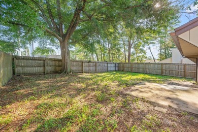 Move-in ready and even better--seller to install new siding & a - photo 29