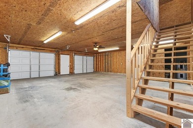 Looking for a lake house getaway? This newly renovated home has - photo 32