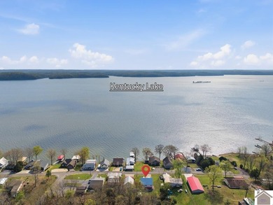 Looking for a lake house getaway? This newly renovated home has - photo 35