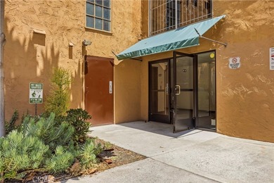 Move-in ready and beautifully updated 2-bedroom, 2-bath condo - photo 36