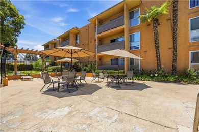 Move-in ready and beautifully updated 2-bedroom, 2-bath condo - photo 39