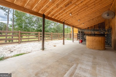 Welcome to a rare, turn-key equestrian estate offering a fully - photo 47