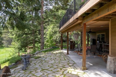 Custom-built home on 13.59 private, treed acres in the highly - photo 5