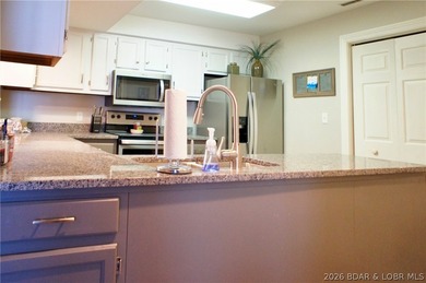 No other complex has all of the amenities as the KNOLLS. Indoor - photo 11